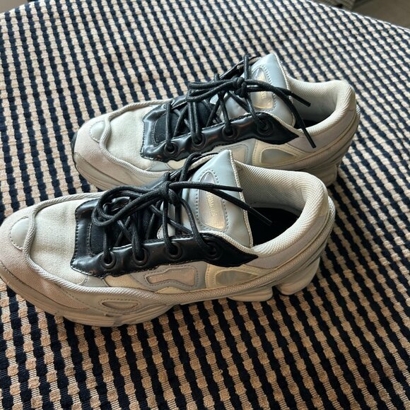 Raf Simons x Adidas Ozweego - Men US9 - Cream/Stone/Black - Very Good Condition - Picture 5 of 7